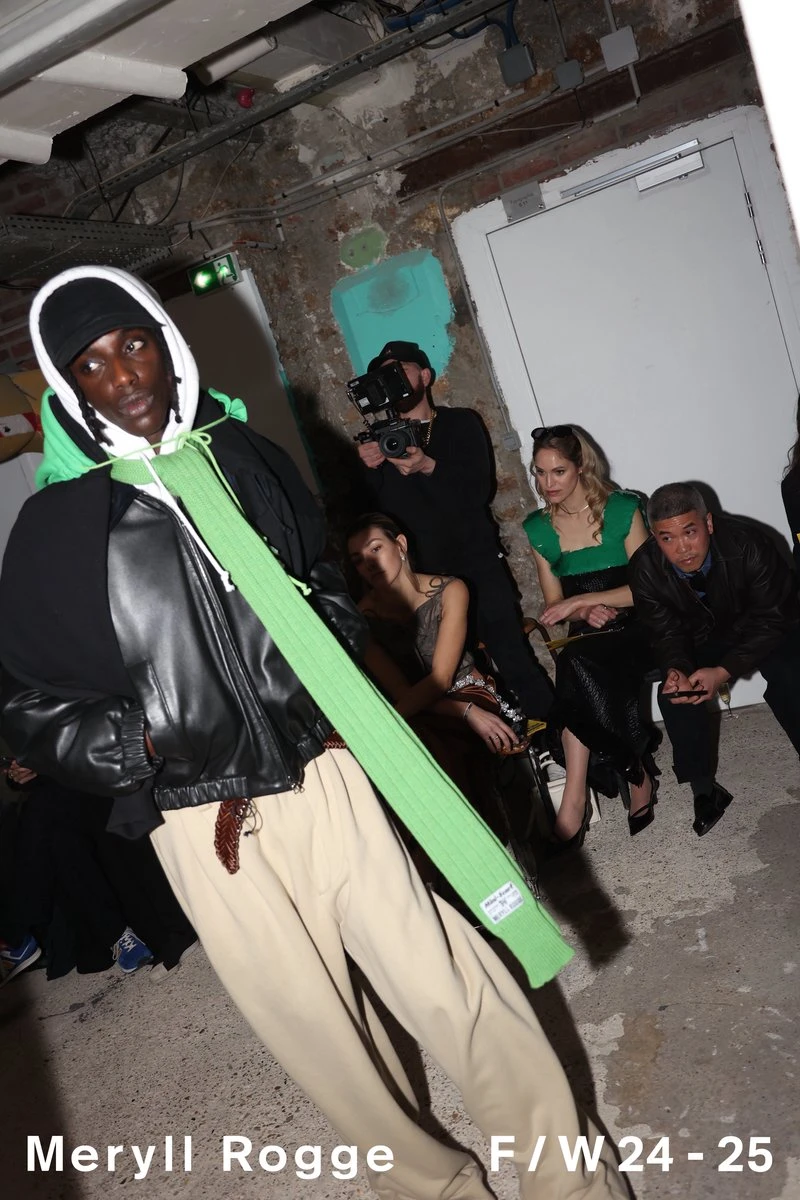 Gradient Experience Party Guest